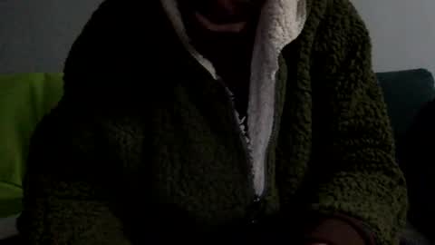 Snapshot of manubriox chatting on 14, 12, 2025 manubriox online show from 14, 12, 2025