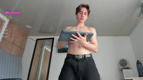 Snapshot of manucute_23_ chatting on 13, 12, 2024 manucute 23 online show from 13, 12, 2024