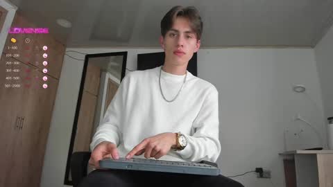 Snapshot of manucute_23_ chatting on 9, 3, 2025 manucute 23 online show from 9, 3, 2025