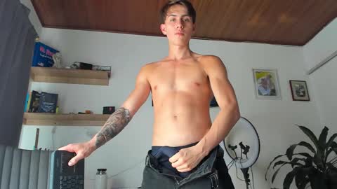 manucute 23  online show from 31, 1, 2026