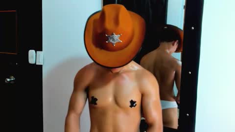 Snapshot of manuel_fpg chatting on 4, 11, 2025 Manuel online show from 4, 11, 2025