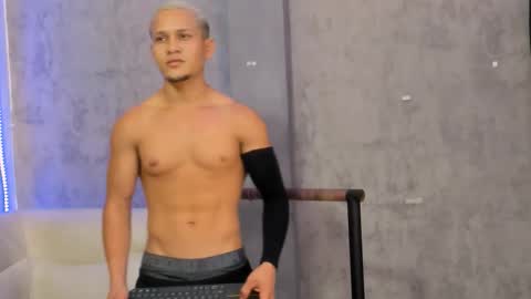 Snapshot of manuel_fpg chatting on 27, 11, 2025 Manuel online show from 27, 11, 2025