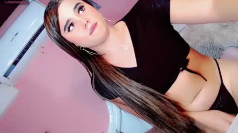 Snapshot of manuela_kingsley chatting on 7, 2, 2025 Manuela Kingsley online show from 7, 2, 2025