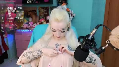 Manuela online show from 10, 2, 2025