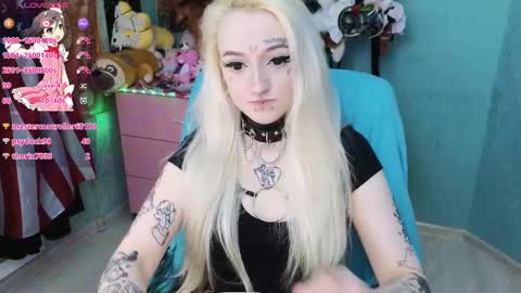 Manuela online show from 25, 2, 2025