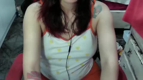 Manu Escarlate online show from 16, 4, 2026