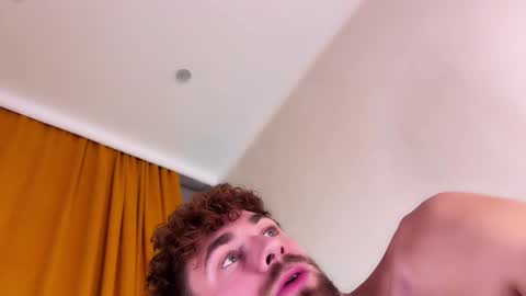 Snapshot of manussa69 chatting on 4, 12, 2024 Manussa and Edward online show from 4, 12, 2024