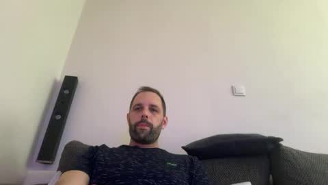 Snapshot of manynaaamess chatting on 14, 10, 2025 manynaaamess online show from 14, 10, 2025