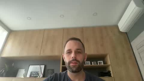 Snapshot of manynaaamess chatting on 24, 10, 2025 manynaaamess online show from 24, 10, 2025