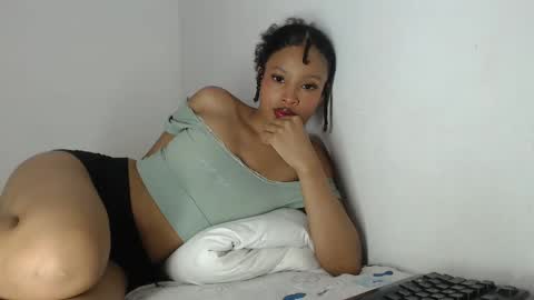 Snapshot of mar_aimy chatting on 11, 9, 2025 Mar   online show from 11, 9, 2025