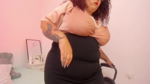 Mrs. Sweet online show from 21, 10, 2025