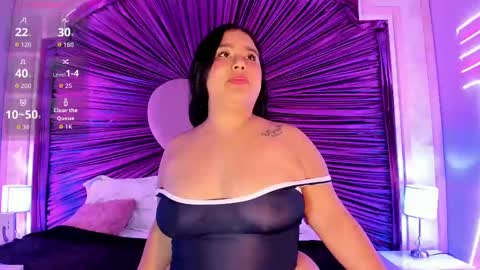 Snapshot of maralinette22 chatting on 2, 10, 2025 maralinette22 online show from 2, 10, 2025