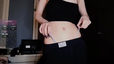 Snapshot of marandawerling chatting on 23, 9, 2025 Elizaveta online show from 23, 9, 2025