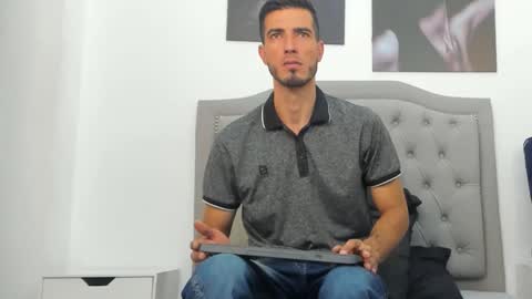 Snapshot of marc_ruffalo chatting on 2, 2, 2026 Marc Ruffalo online show from 2, 2, 2026