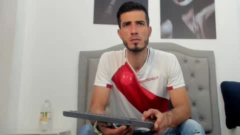 Snapshot of marc_ruffalo chatting on 6, 2, 2026 Marc Ruffalo online show from 6, 2, 2026