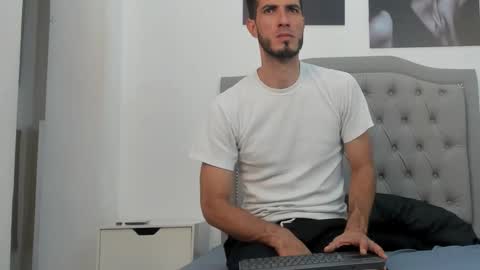 Snapshot of marc_ruffalo chatting on 8, 2, 2026 Marc Ruffalo online show from 8, 2, 2026