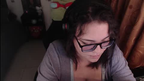 marcela2101 online show from 14, 2, 2025