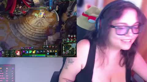 marcela2101 online show from 5, 3, 2025