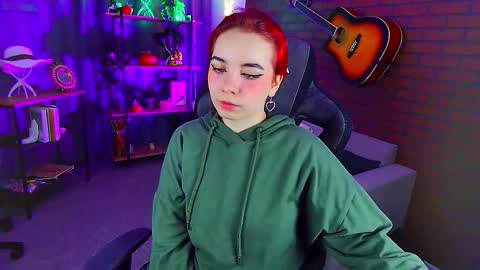 MarcelineChi online show from 4, 12, 2025