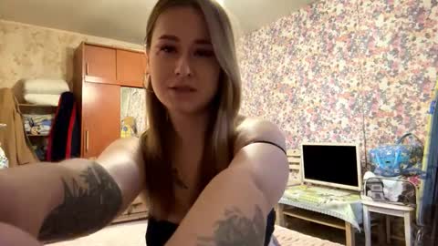 Sofa online show from 21, 10, 2025