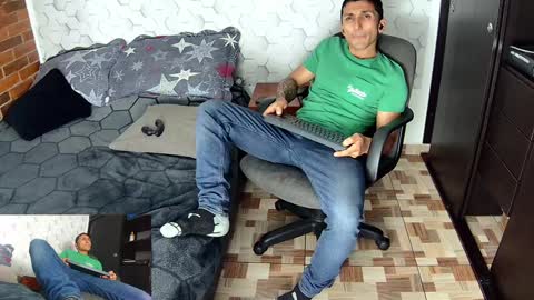 Snapshot of marckmuscle chatting on 9, 12, 2024 Marck Independent model online show from 9, 12, 2024