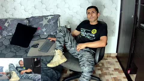 Snapshot of marckmuscle chatting on 11, 12, 2024 Marck Independent model online show from 11, 12, 2024