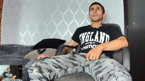 Snapshot of marckmuscle chatting on 5, 3, 2025 Marck Independent model online show from 5, 3, 2025