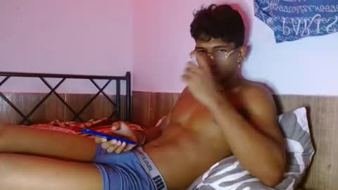 Snapshot of marcus_friedman chatting on 16, 12, 2025 Marcus online show from 16, 12, 2025