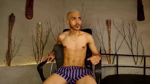 Snapshot of marcusrain_ chatting on 31, 10, 2025 Marcus online show from 31, 10, 2025