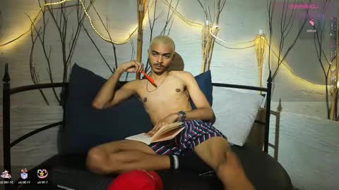 Snapshot of marcusrain_ chatting on 5, 12, 2025 Marcus online show from 5, 12, 2025