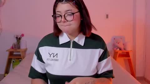 Snapshot of marcy_grey chatting on 10, 3, 2025 danna online show from 10, 3, 2025