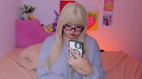 danna online show from 23, 6, 2026