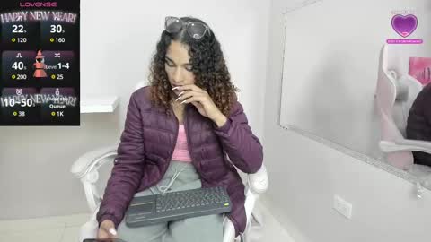 Snapshot of marfilastrom chatting on 14, 2, 2025 marfilastrom online show from 14, 2, 2025