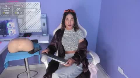 Snapshot of marfilastrom chatting on 10, 9, 2025 marfilastrom online show from 10, 9, 2025