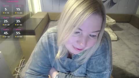 Snapshot of margaret_gem chatting on 2, 12, 2024 margaret gem online show from 2, 12, 2024