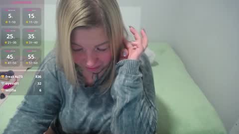 Snapshot of margaret_gem chatting on 1, 2, 2025 margaret gem online show from 1, 2, 2025