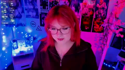 Snapshot of margaret_red chatting on 20, 11, 2025 Margaret online show from 20, 11, 2025