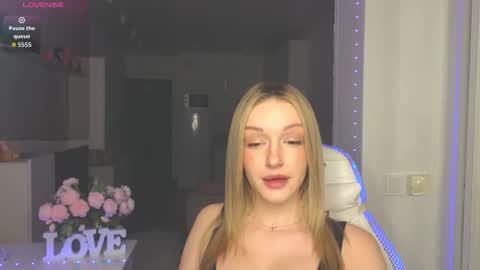 Snapshot of margaretsweet1 chatting on 30, 11, 2025 Margaret online show from 30, 11, 2025