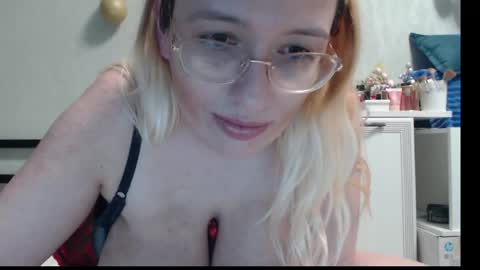 margo_shine online show from 15, 4, 2026