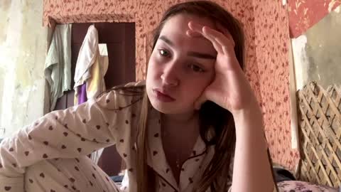 Chloe online show from 12, 4, 2026