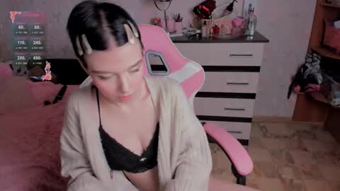 Snapshot of margopink chatting on 21, 11, 2025 Margot online show from 21, 11, 2025