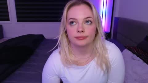 margot_robbie7 online show from 13, 1, 2026