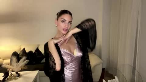 Margot online show from 12, 9, 2025