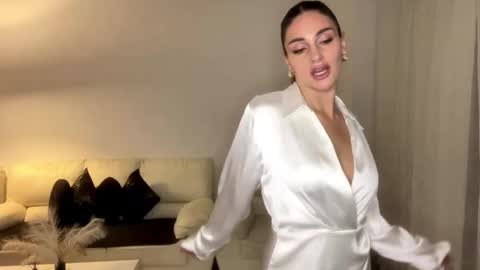 Margot online show from 11, 10, 2025