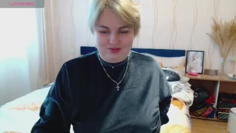 Mari online show from 4, 2, 2026