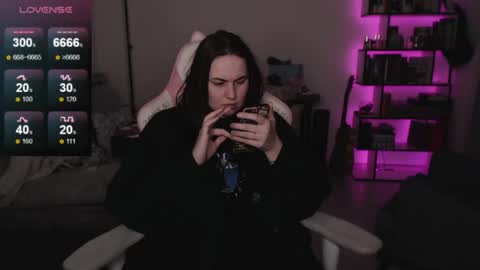 mari moore online show from 16, 3, 2026