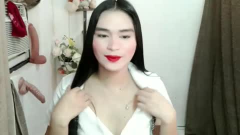 Snapshot of maria_laboxxx chatting on 19, 10, 2025 Marga online show from 19, 10, 2025