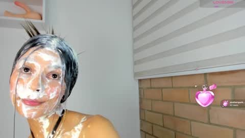 S O F I A  model independent online show from 5, 12, 2024