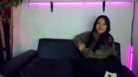 Snapshot of mariaa_paulaa chatting on 9, 9, 2025 Maria Paula online show from 9, 9, 2025