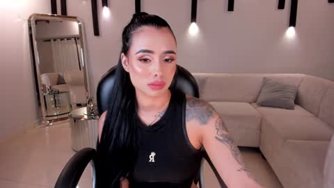Snapshot of mariaherrera_ chatting on 2, 2, 2025 MARIA HERRERA online show from 2, 2, 2025